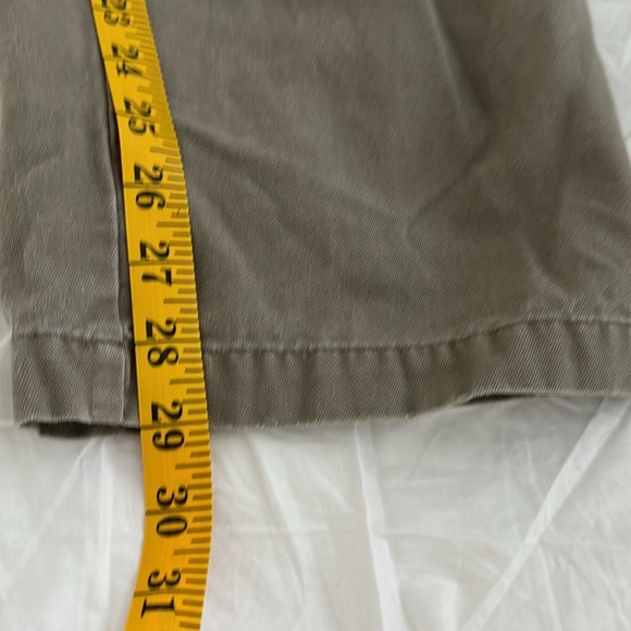 Vintage Columbia Cargo style utility pant. Regular/loose fit. 32-33”waist. - Picture 12 of 16